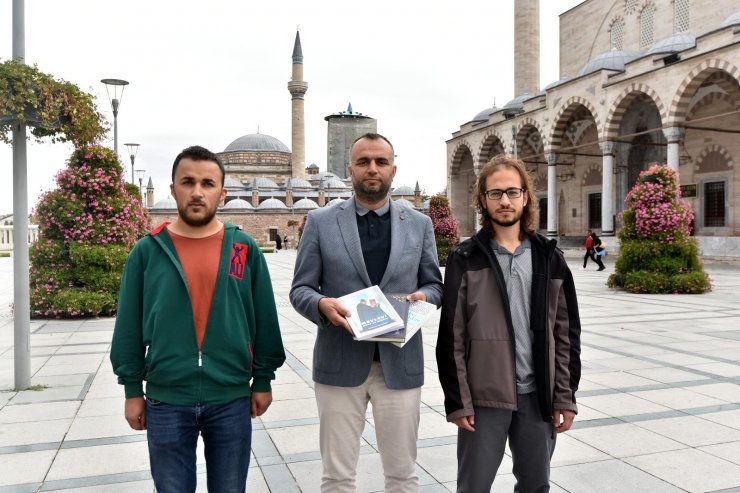 İzmir Büyükşehir Belediyesine sema gösterisi ve Mevleviliğin anlatıldığı kitaplar gönderildi