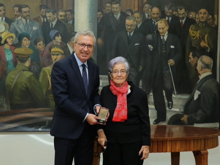 Türkiye İş Bankası Müzesi’nden İstiklal Madalyası mirasçılarına çağrı