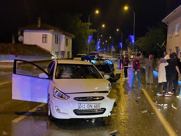 Bilecik’te trafik kazası, 2 kişi yaralandı