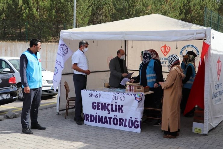 Müftülük tanıtım standı açtı