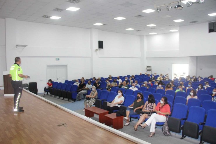 Antalya’da 388 öğretmene trafik eğitimi verildi