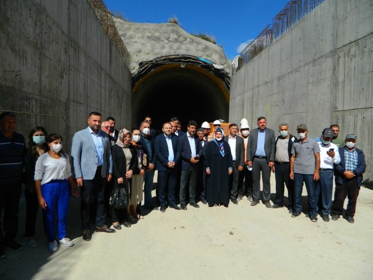 Posof Ulgar Dağı tünelinde çalışmalara yeniden başlandı