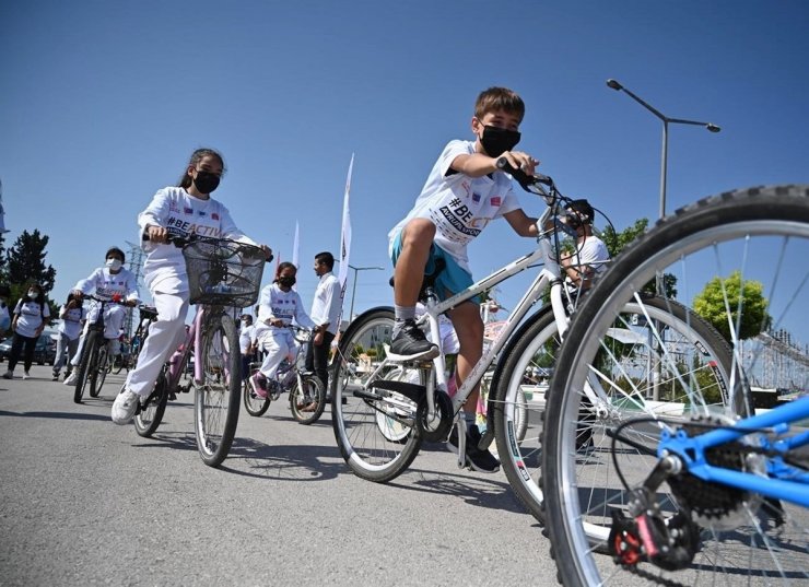 "Avrupa Spor Haftası" etkinlikleri kapsamında bisiklet turu düzenlendi