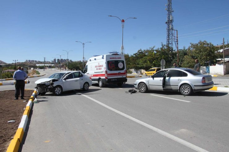 Elazığ’da trafik kazası: 2 yaralı