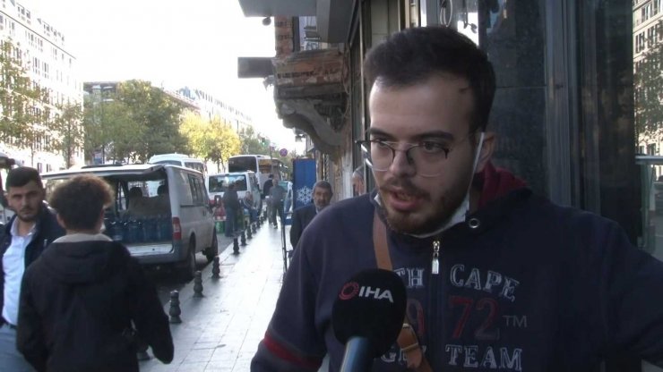 Beyoğlu’nda organize yankesicilik: 5 kişi turistin telefonunu çaldı
