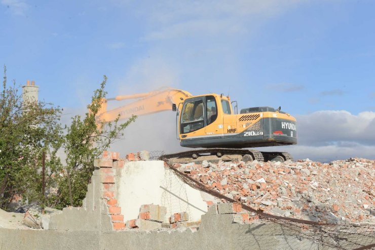 Kamulaştırma kararı alınan Çorum genelevi yıkıldı