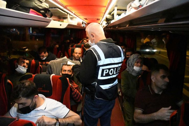Aksaray’da yolcu otobüslerine yönelik denetimler sürüyor