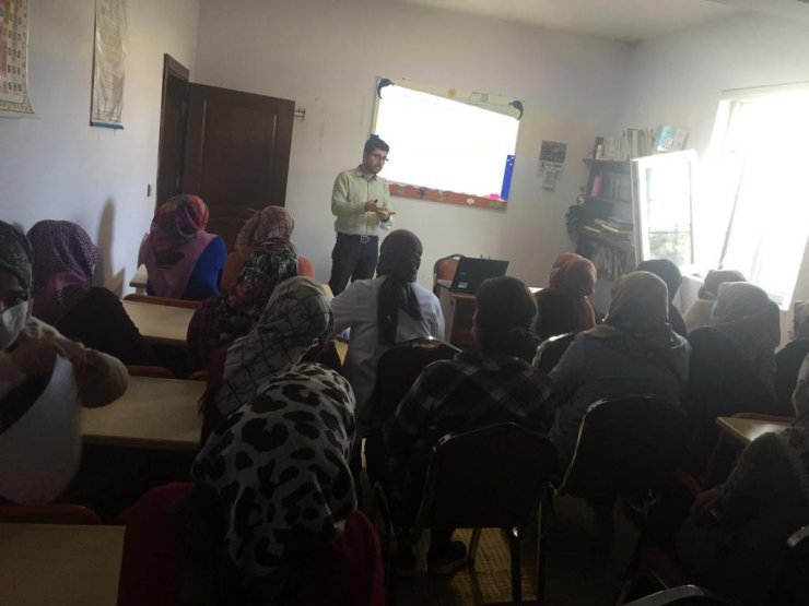 Muradiye’de aşı seminerleri devam ediyor
