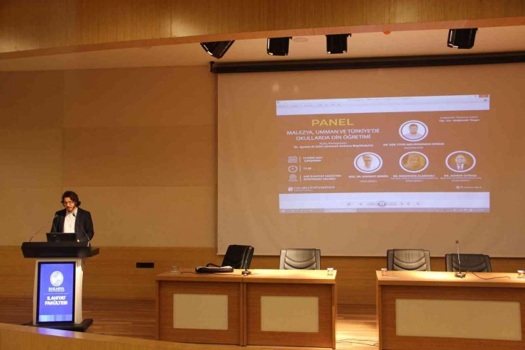 ‘Malezya, Umman ve Türkiye’de Okullarda Din Öğretimi’ konulu panel SAÜ’de düzenlendi