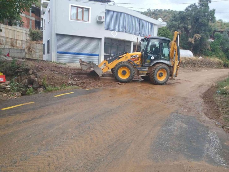 Nazilli’de yağıştan etkilenen bölgelerde çalışma başlatıldı