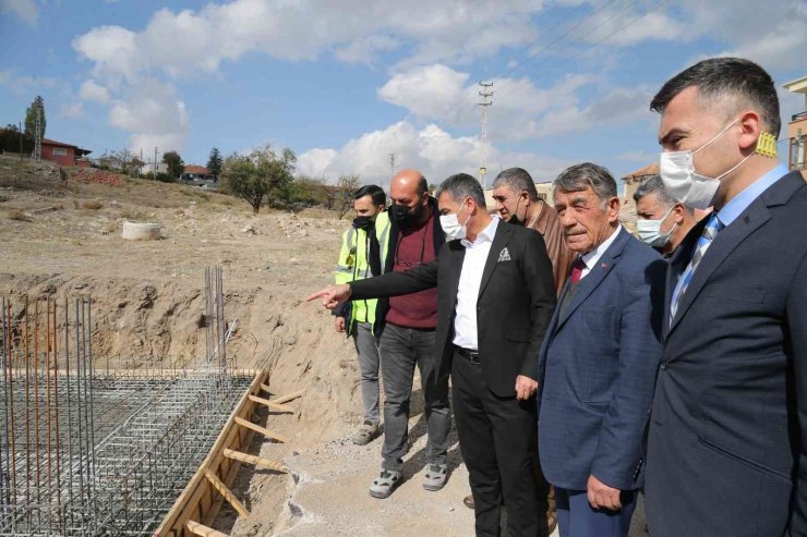 Başkan Şimşek, Hacılar Kültür Merkezi’nin temel atma törenine katıldı