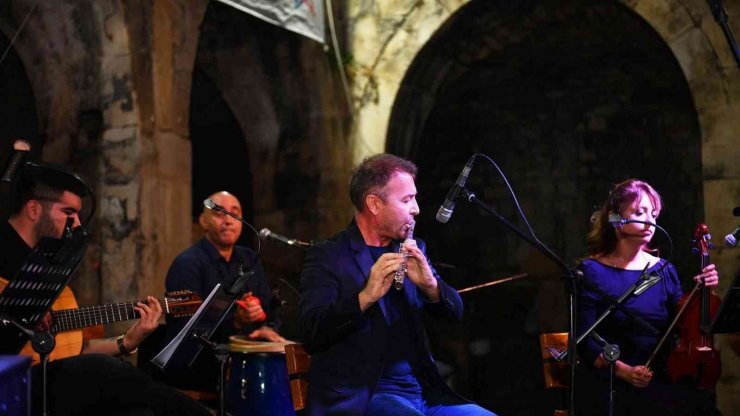 MEÜ Devlet Konservatuvarı’ndan Tarihi Taşhan’da klasik müzik dinletisi