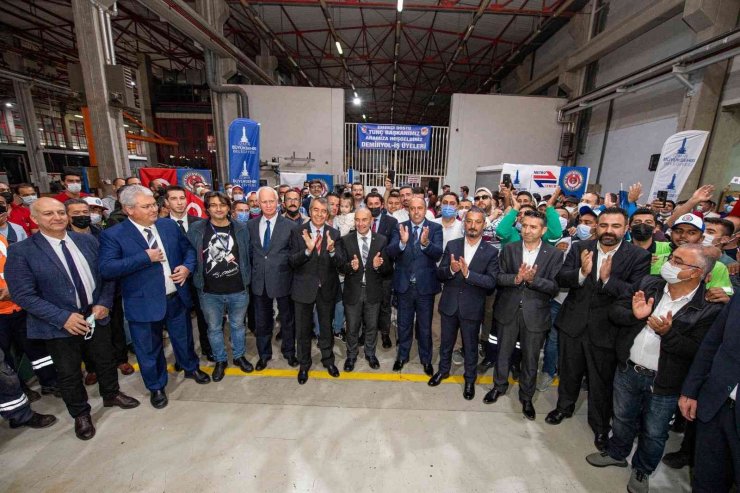 İzmir Metro A.Ş.’de toplu iş sözleşmesi sevinci
