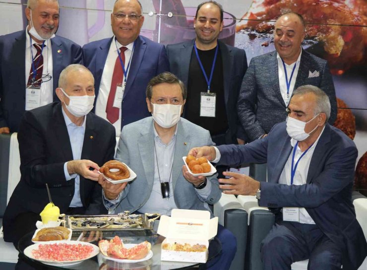 Adana’nın lezzetleri Antalya’da görücüye çıktı