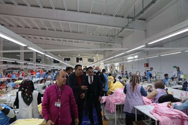 Vali Oktay Çağatay’dan Nur Yapı Tekstili Firması’na ziyaret
