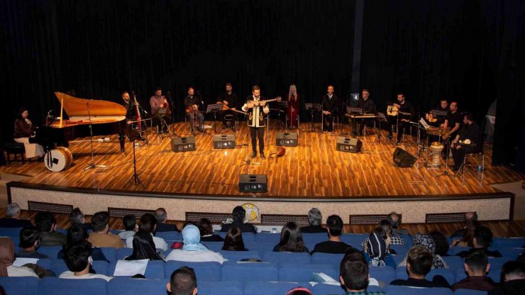 SÜ ve ARÜ iş birliğinde Türk Müziği Konseri