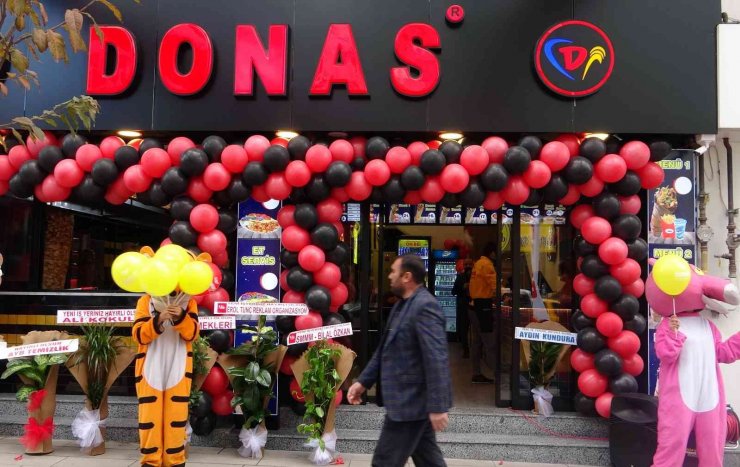Van’da Donas ikinci şubesini açtı