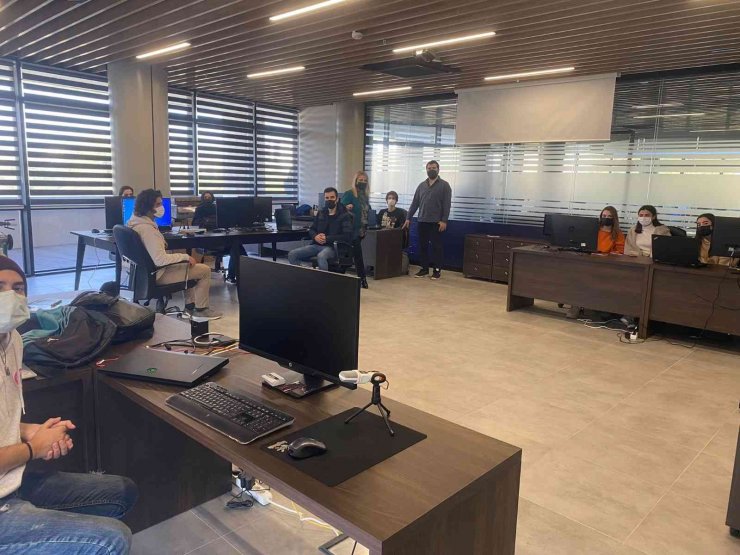 Balıkesir Teknokent’ten yazılım kursu