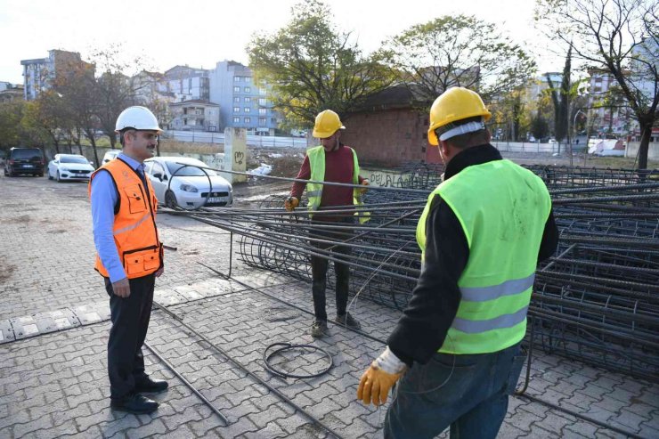 Çayırova’da Kent Meydanı projesinin startı verildi