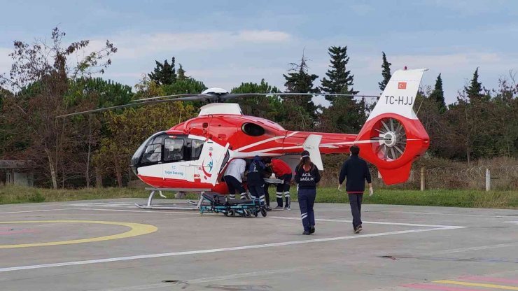 Kalp krizi geçiren hastanın yardımına ambulans helikopter yetişti