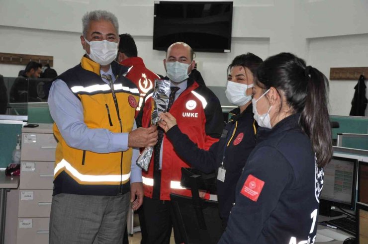 Karaman’da acil sağlık personeli ödüllendirildi