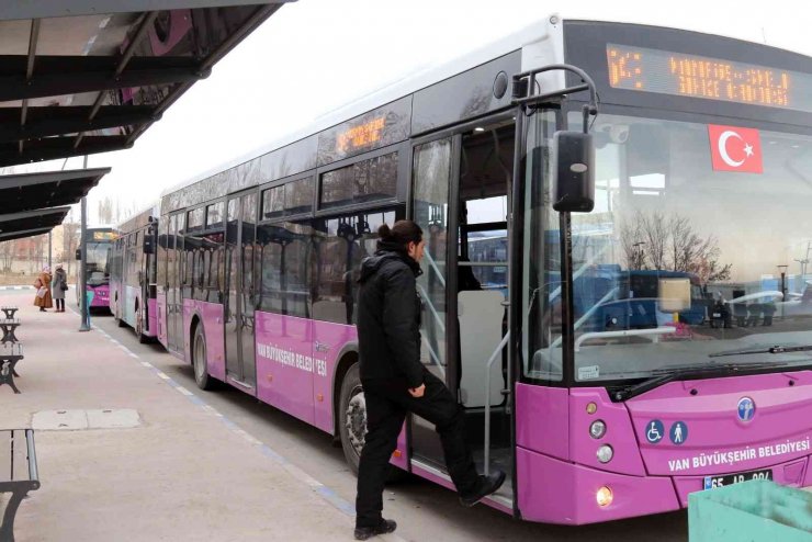 Van Büyükşehir Belediyesi 1 yılda 9.7 milyon yolcu taşıdı