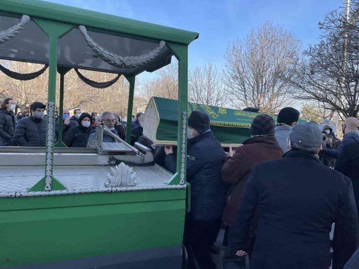 Faruk Tınaz için Veliefendi Hipodromu’nda tören düzenlendi