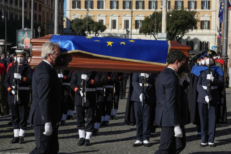 AP Başkanı Sassoli için Roma’da cenaze töreni