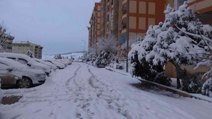 Kilis’te 109 köy yolu kar nedeniyle kapandı