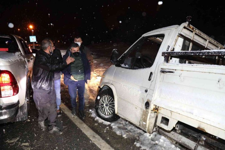 Bolu Dağı’nda kar yağışı başladı, Polis ekipleri teyakkuza geçti