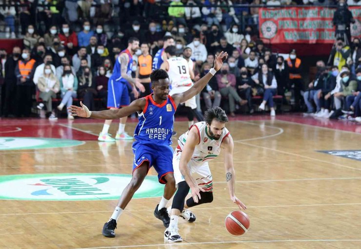ING Basketbol Süper Ligi: Pınar Karşıyaka: 78 - Anadolu Efes: 73