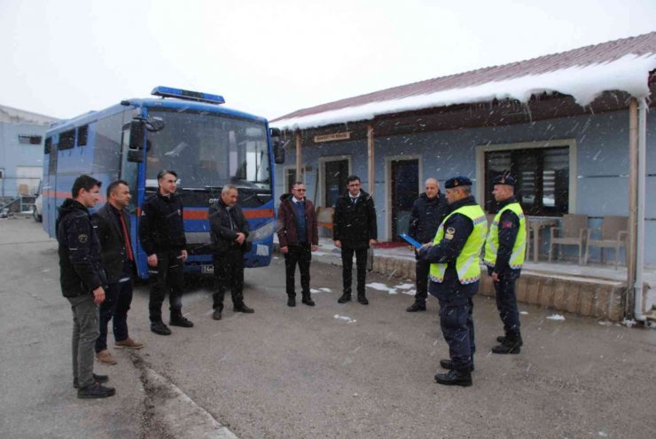 Jandarmadan cezaevi ring aracı sürücülerine eğitim