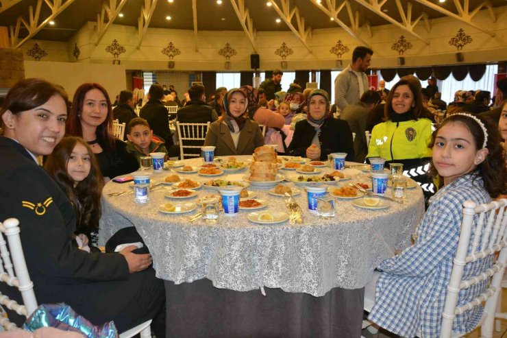 “Orman Vatandır-Çanakkale Ruhu” belgeseli galası