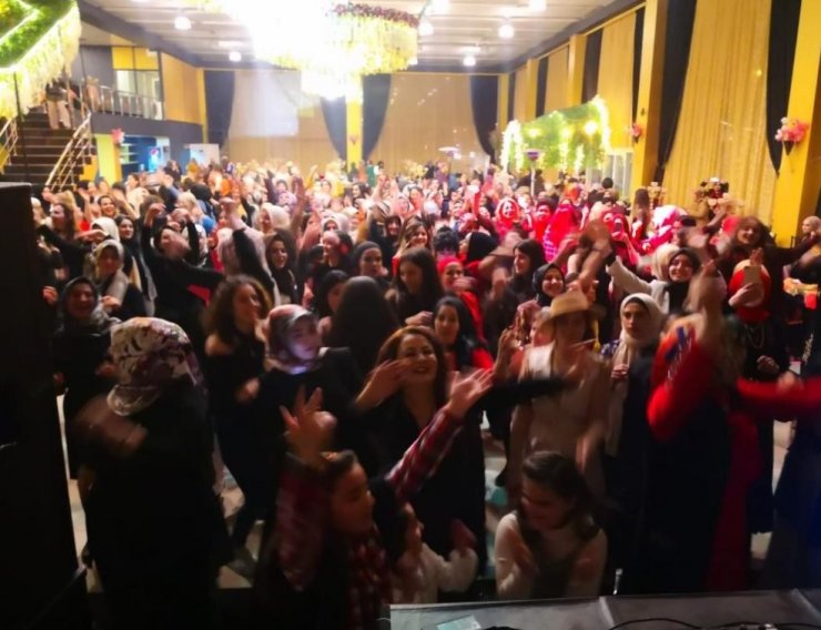 Van’da girişimci kadınlardan kadınlar matinesi