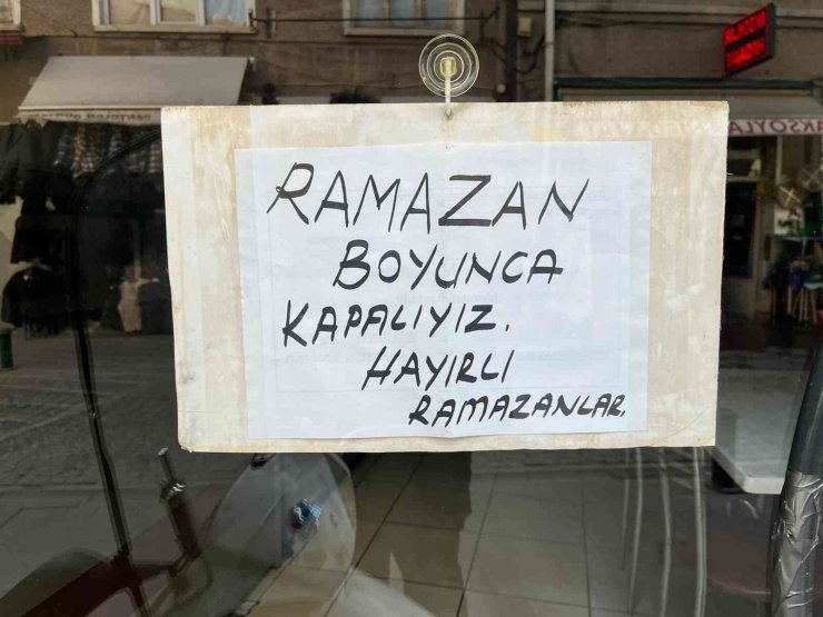 Bazı lokantalar Ramazan ayı boyunca kapalı