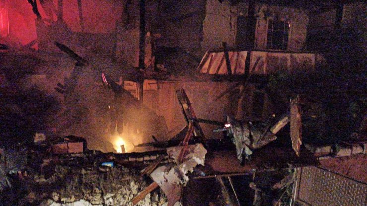Amasya’da iki ev yandı