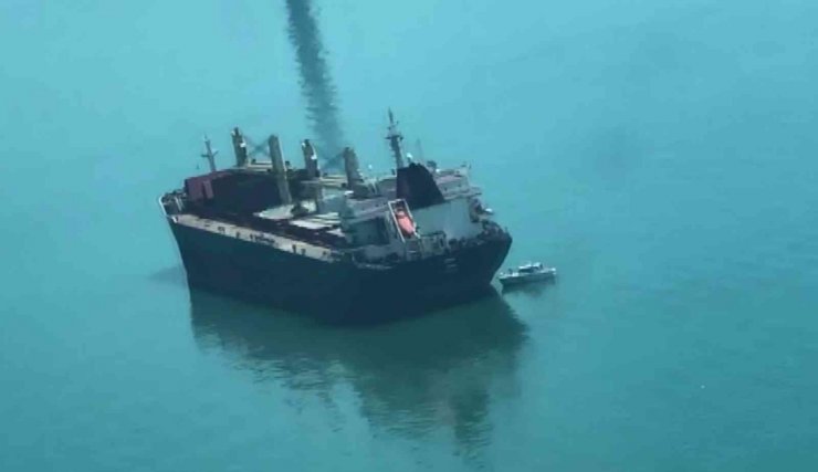 İzmit Körfezi’ni kirleten gemiye 3 milyon 108 bin lira ceza uygulandı