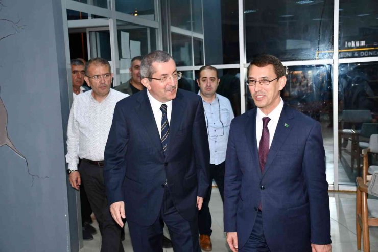 Kitap Kafe’de Türk Dünyası Köşesi’nin açılacak