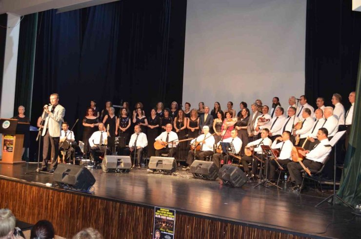 Odunpazarı Halk Eğitim Merkezi Türk Halk Müziği Korosu Sezon Sonu Konser Programı