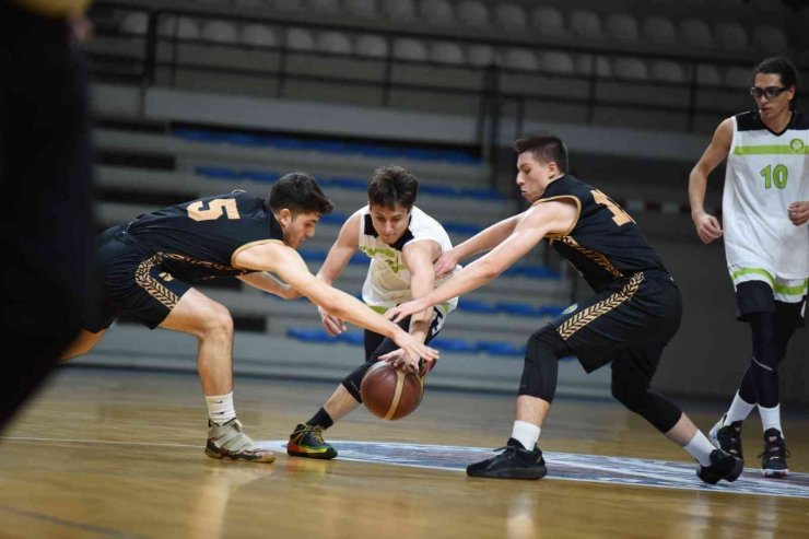 Manisa BBSK Basketbol Gençler Ligi Takımı hazırlıklarına başladı
