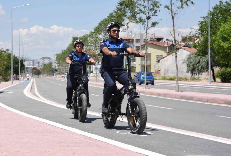 Konya’da bisikletli zabıtalar göreve başladı
