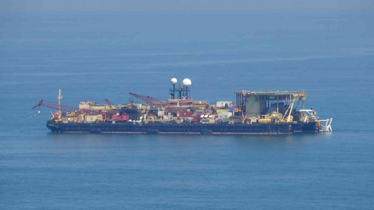325 metrelik dev "Castorone" gemi Zonguldak’a ulaştı