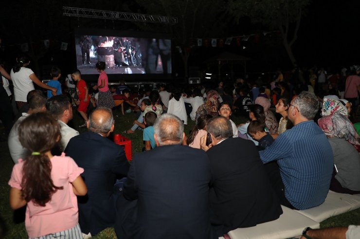 Eyyübiye’de açık hava sineması