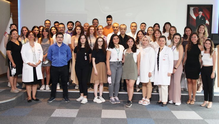 Son sınıf tıp öğrencilerine ‘akademik yıla merhaba’ töreni
