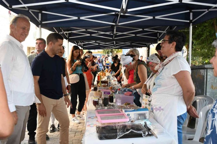 Kuşadası’nda İkioklu Şenliği başladı