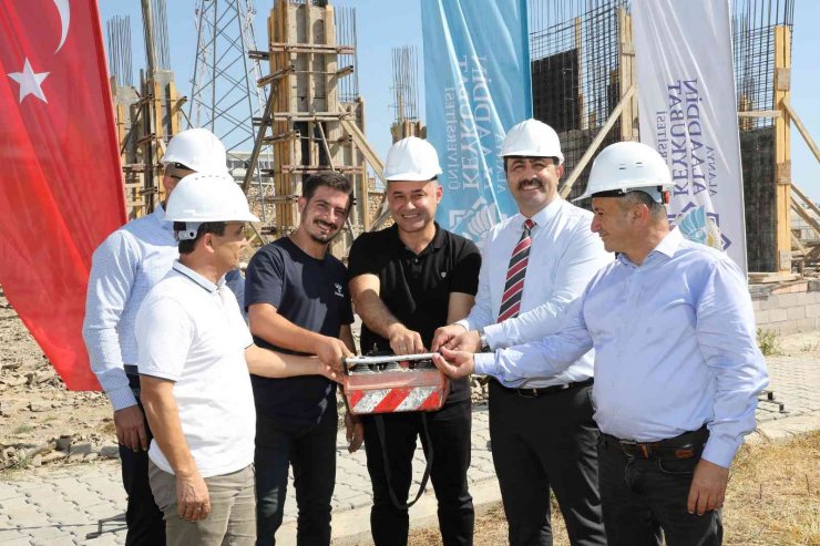 ALKÜ Sağlık ve Fizik Tedavi Rehabilitasyon Merkezinin temeli atıldı