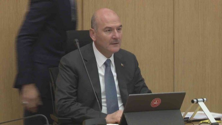 Bakan Soylu, 81 ilin emniyet müdürleri ile VKS toplantısı gerçekleştirdi