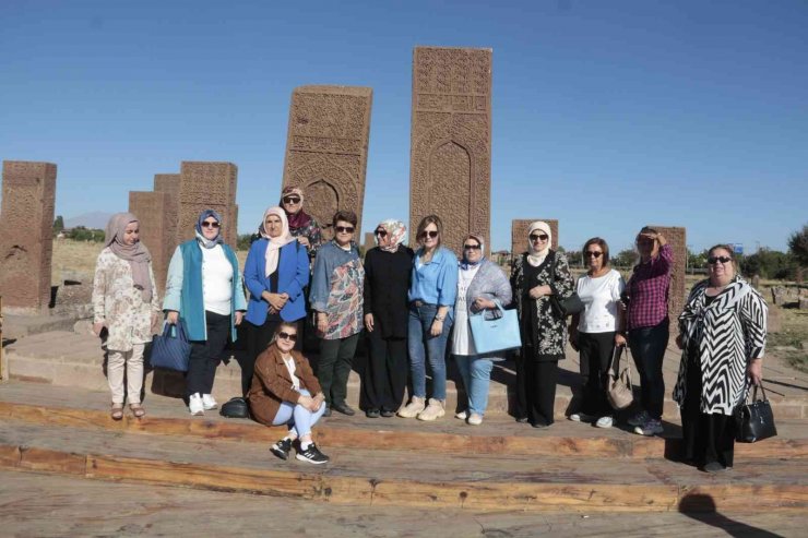Çomaklı, “Vadideki Şehrin Kadınları” programına katıldı