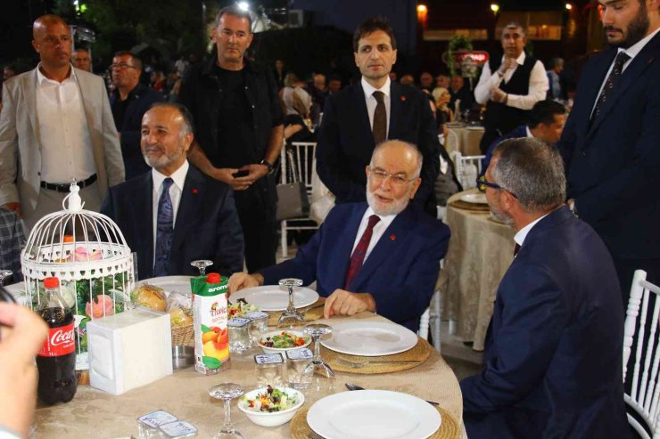 Türkmen Alevi Bektaşi Vakfı Başkanı Özdemir’in kızı dünyaevine girdi