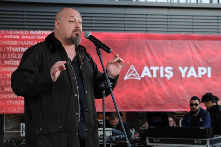 Tuna Tüner, aile dizimini anlattı